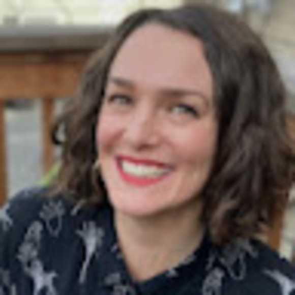 Meet your Posher, Adrienne - Picture 1 of 1